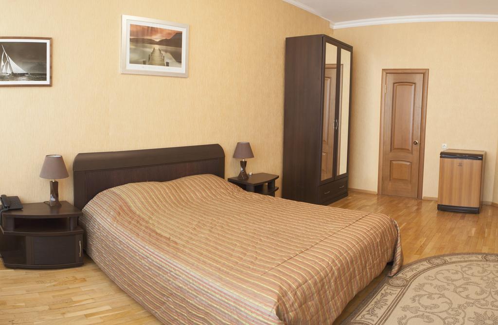 Algrado Hotel Kiszlovodszk Kültér fotó